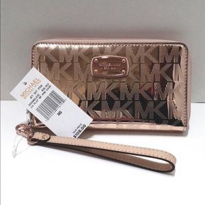 Michael Kors NWOT wallet